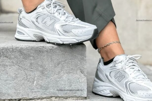 white new balance trainers